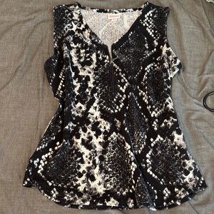 LuLaRoe Black and White Patterned Blouse